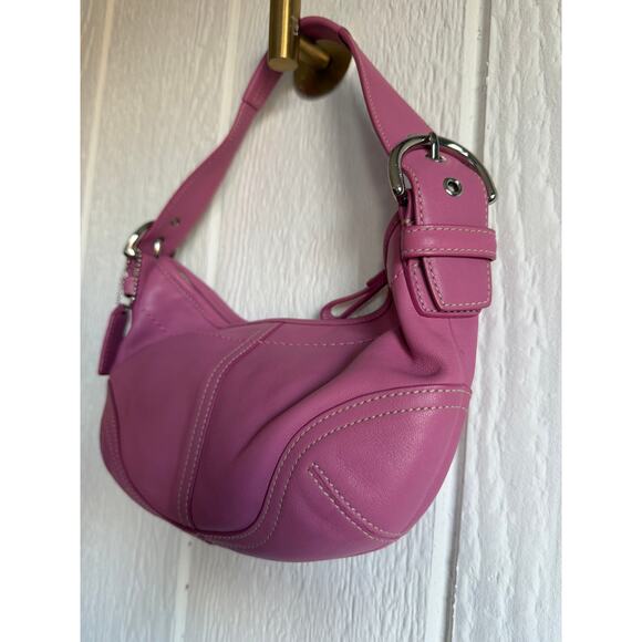 Rare Vintage Coach Hobo Leather 9541 Bubble Gum Purse / Bag Y2K - Picture 5 of 10